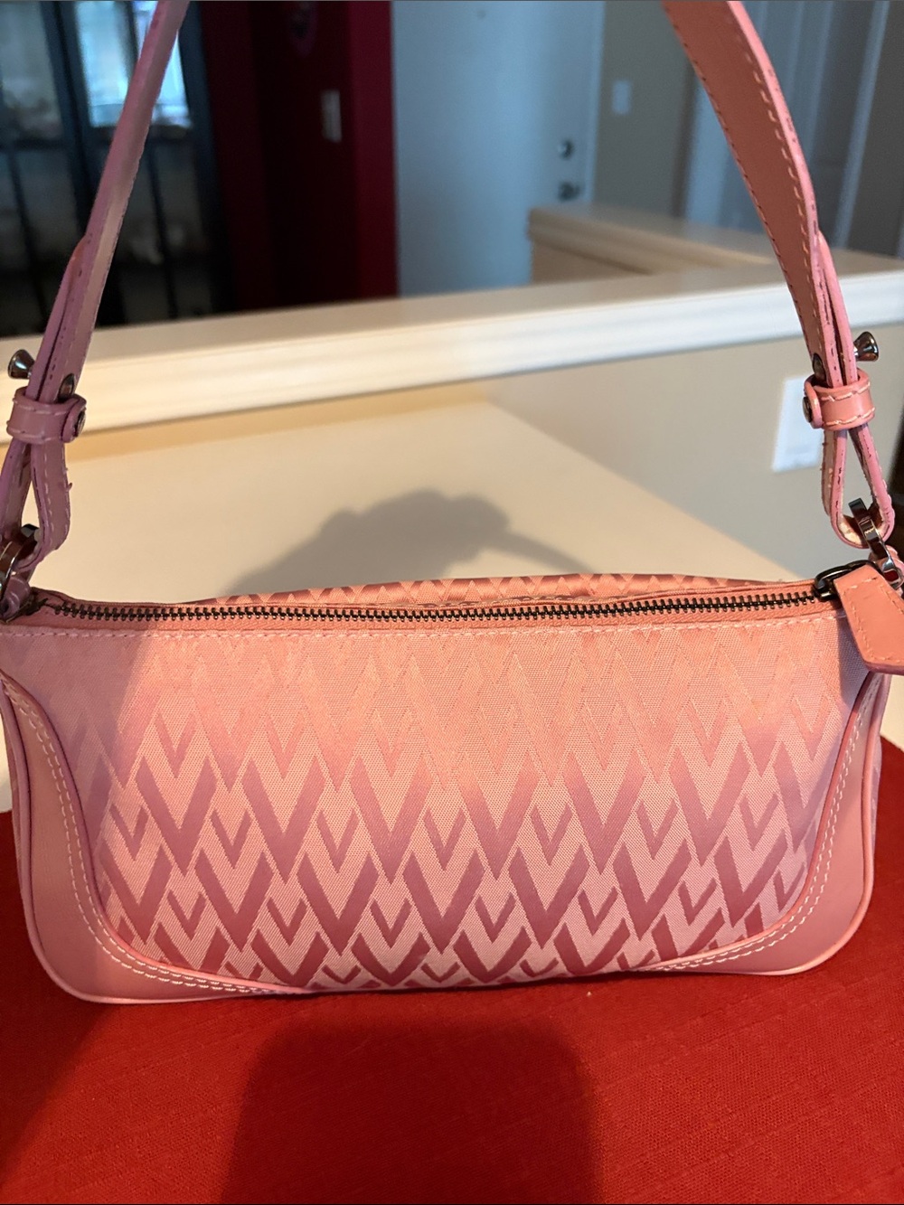 Vintage Garavani Valentino Shoulder bag. - Picture 6 of 11